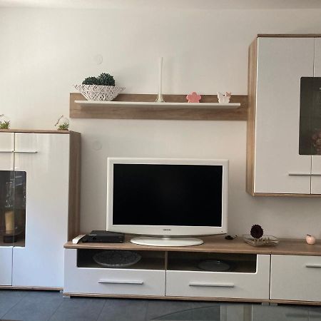 Frisch Sanierte, Moderne Eigentumswohnung โซลิงเงน ภายนอก รูปภาพ